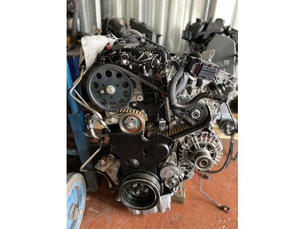 Skoda KAROQ 1.6 TDI ÇIKMA DOLU SANDIK MOTOR DDY