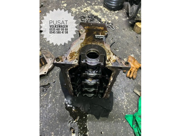 Polo hb classıc 1.6 benzinli aee alm çıkma motor bloğu Polo hb classıc 1.6 benzinli aee alm çıkma motor bloğu