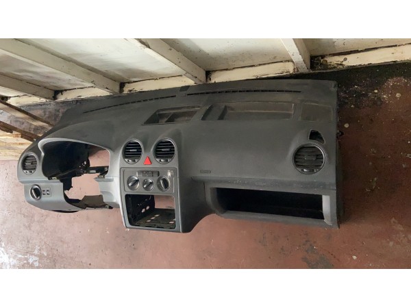VW CADDY GÖĞÜS torpido ÇIKMA ORJİNAL VW CADDY GÖĞÜS torpido ÇIKMA ORJİNAL