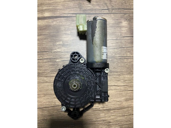 2017 tiguan ÇIKMA  Sunroof Motor Front Forward 3G9-877-795-F