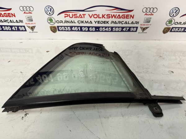 VOLKSWAGEN JETTA ÇIKMA ORJİNAL SOL ARKA KELEBEK CAMI