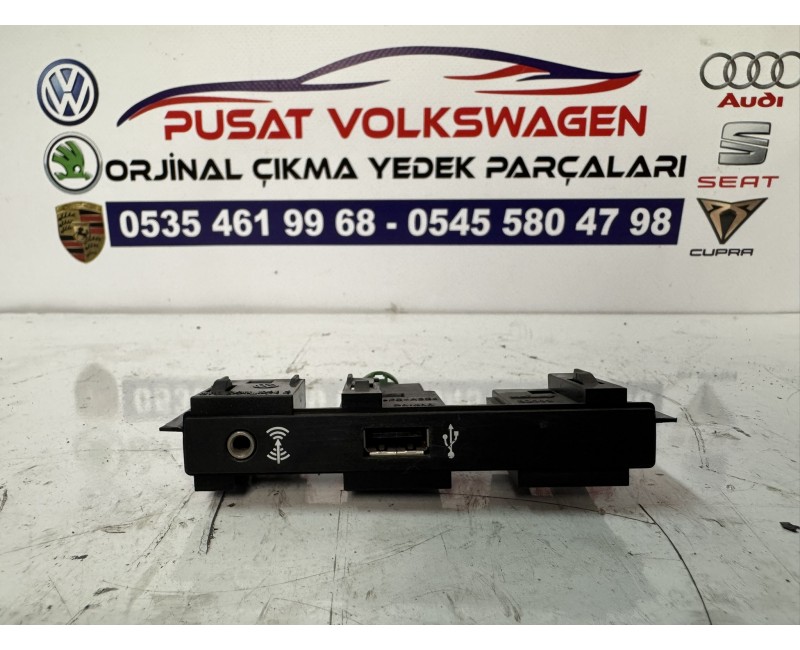 TİGUAN ÇIKMA ORJİNAL USB AUX GİRİŞİ 5Q0035726E 5Q0035724