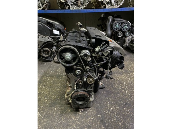 Volkswagen PASSAT 2.0 FSI ÇIKMA DOLU SANDIK MOTOR BLR 