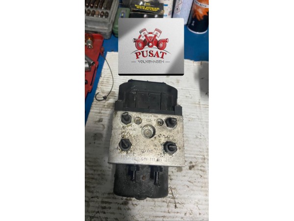 Passat Audi A4 ABS Pompa Beyni Bosch 8E0 614 111 AB 